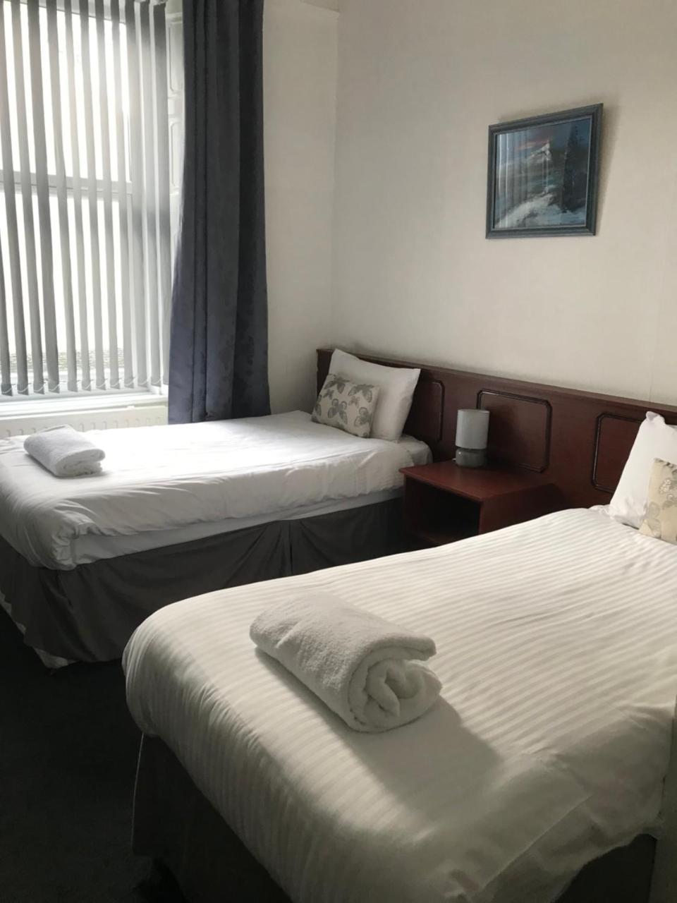 Ardgowan Guest House Пейзли Екстериор снимка